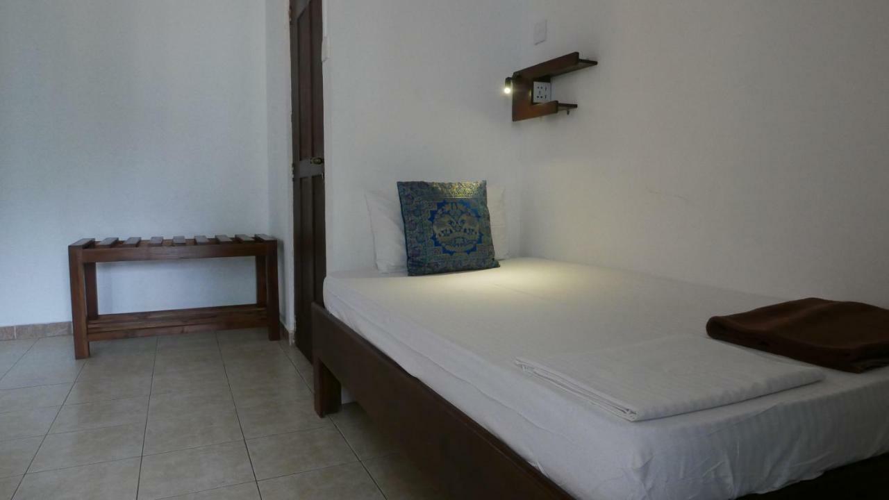 Reggie'S Guesthouse Ettukala Room photo